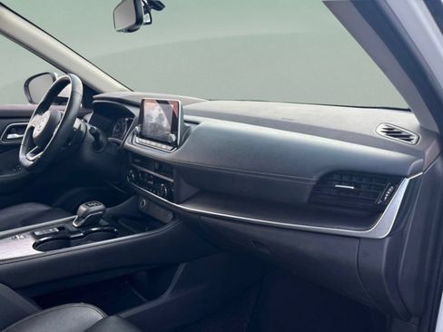 Used 2021 Nissan Rogue SL FWD image 24