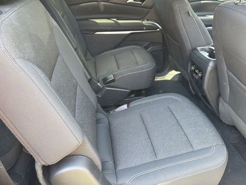 Used 2024 Chevrolet Traverse LT AWD/4WD image 36