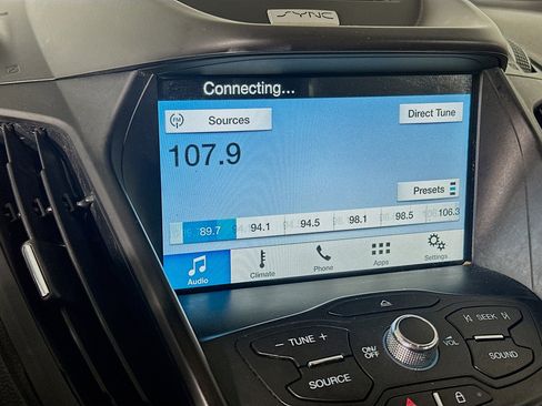 Used 2016 Ford Escape SE w/ Equipment Group 201A image 21