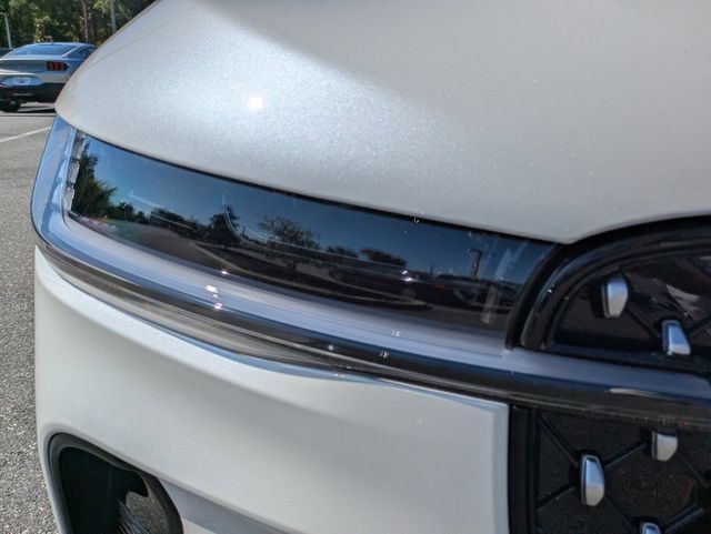 New 2026 Lincoln Nautilus Premier AWD/4WD image 10