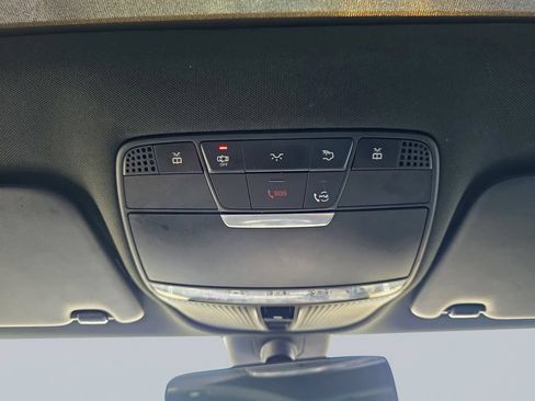 Used 2019 Mercedes-Benz C 300 4MATIC Sedan w/ Multimedia Package image 19