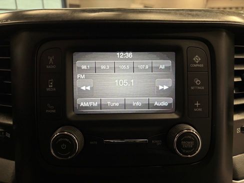 Used 2020 RAM 1500 Big Horn AWD/4WD image 14