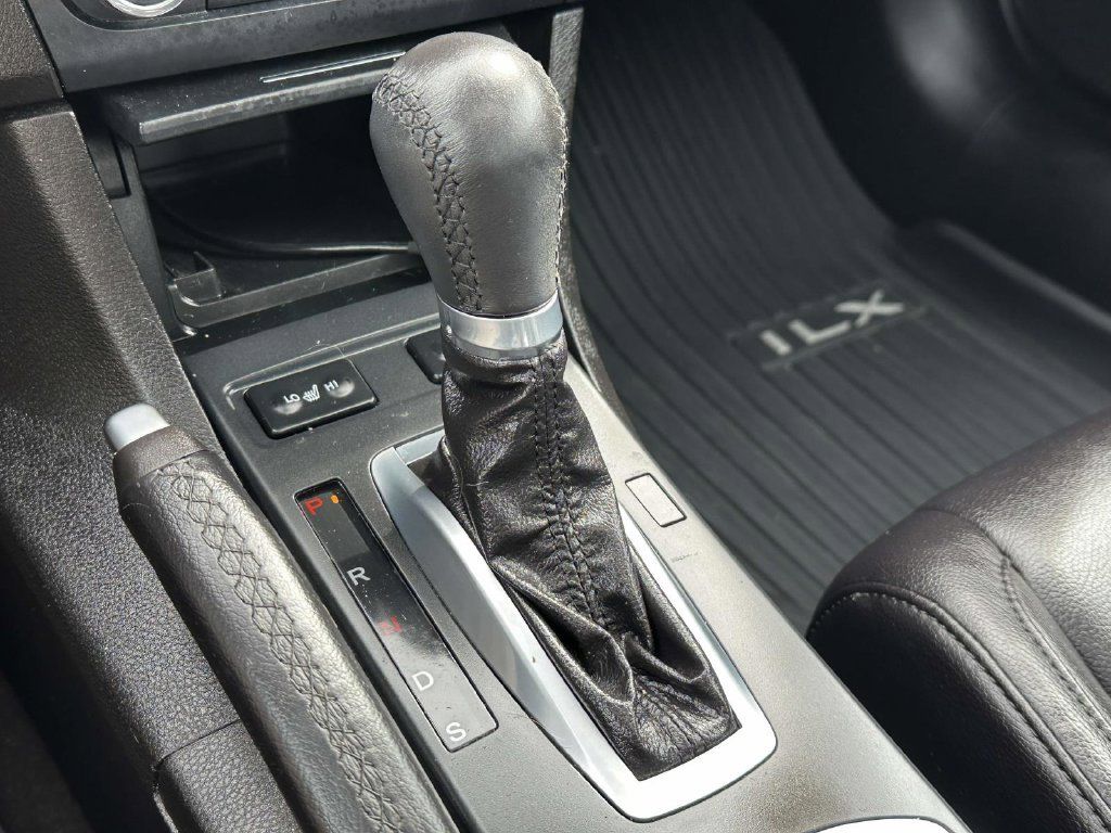 Used 2019 Acura ILX FWD image 31