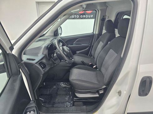 Used 2022 RAM ProMaster City Tradesman FWD image 9