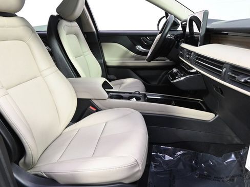 New 2026 Lincoln Corsair Reserve w/ Jet Appearance Package image 16