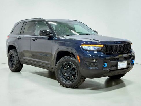 Used 2022 Jeep Grand Cherokee Trailhawk AWD/4WD image 22