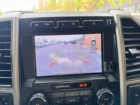 Used 2020 Ford F250 Lariat AWD/4WD image 19