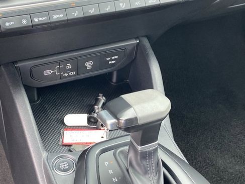 Used 2025 Kia K4 FWD image 42