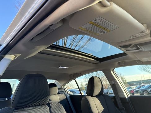 Used 2023 Subaru Legacy Premium image 27