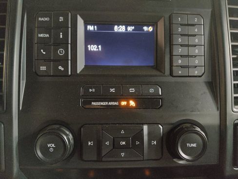 Used 2020 Ford F150 XL w/ Equipment Group 101A Mid AWD/4WD image 25