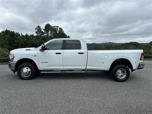 Used 2024 RAM 3500 Big Horn image 8