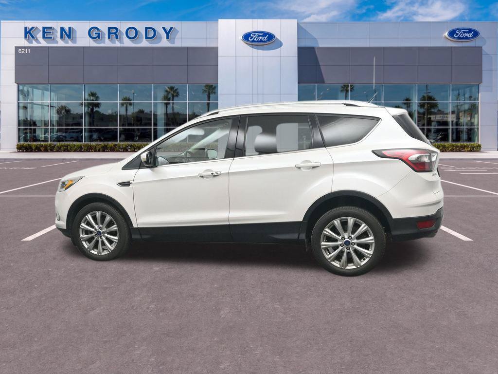 Used 2017 Ford Escape Titanium FWD image 3
