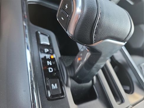 Used 2024 Ford F150 Lariat w/ FX4 Off-Road Package image 17