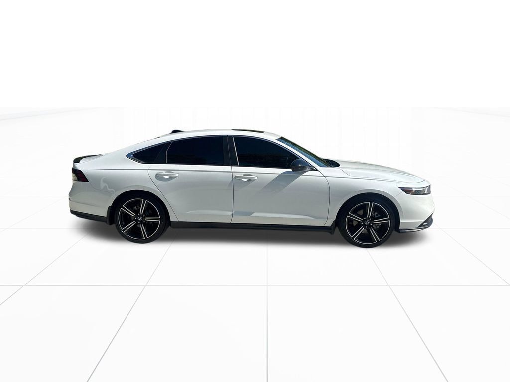 Certified 2025 Honda Accord Sport image 10