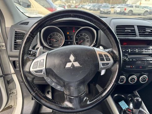 Used 2011 Mitsubishi Outlander Sport SE image 10