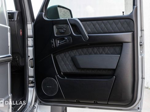 Used 2018 Mercedes-Benz G 550 Squared image 40