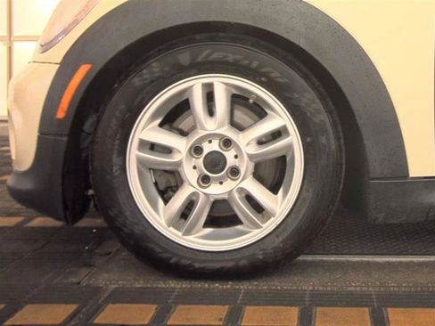Used 2013 MINI Cooper Hardtop FWD image 9