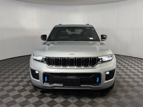 Used 2023 Jeep Grand Cherokee Overland AWD/4WD image 5