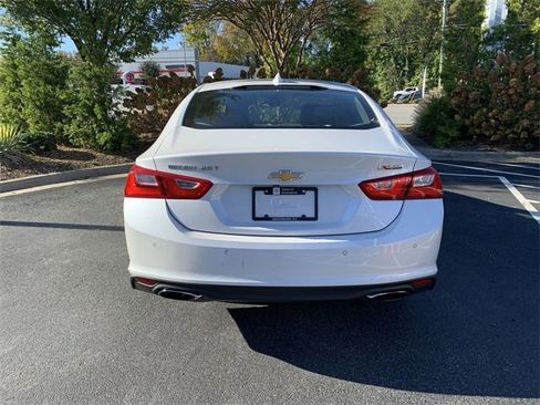 Used 2016 Chevrolet Malibu Premier w/ Driver Confidence Package image 7