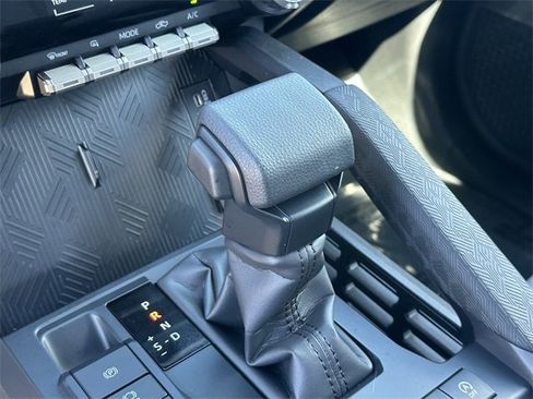 Used 2025 Toyota Tacoma SR5 image 21