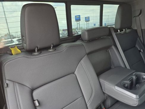 Used 2025 Chevrolet Silverado 1500 LTZ w/ LTZ Convenience Package II AWD/4WD image 17