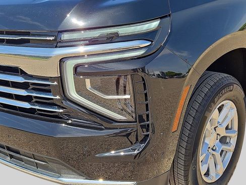 Used 2025 Chevrolet Tahoe LT AWD/4WD image 9
