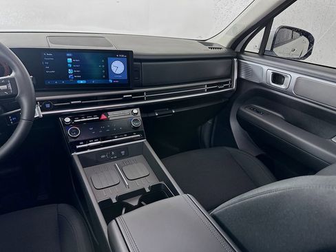 Certified 2026 Hyundai Santa Fe SE FWD image 22