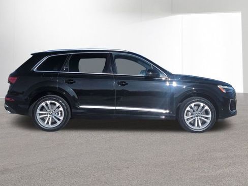 Used 2025 Audi Q7 3.0T Premium Plus image 4