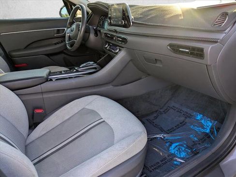 Used 2020 Hyundai Sonata SEL w/ Convenience Package image 18