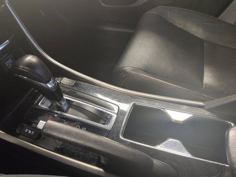Used 2017 Honda Accord Sport Special Edition image 26