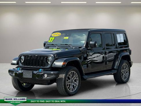 Used 2024 Jeep Wrangler High Altitude AWD/4WD image 4