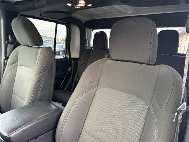 Used 2023 Jeep Gladiator Sport AWD/4WD image 21