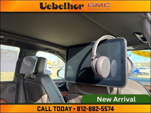 Used 2024 GMC Yukon Denali Ultimate image 10