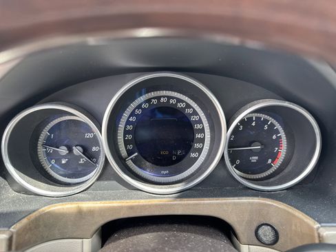 Used 2014 Mercedes-Benz E 350 Sedan image 8