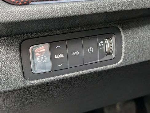 New 2026 Chevrolet Traverse RS image 21