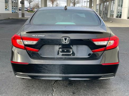 Used 2019 Honda Accord EX image 4