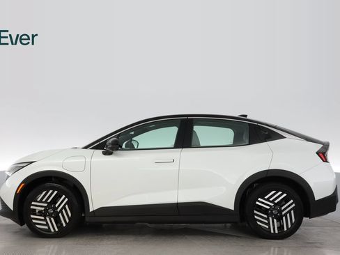 Used 2026 Nissan Leaf SV+ FWD image 15