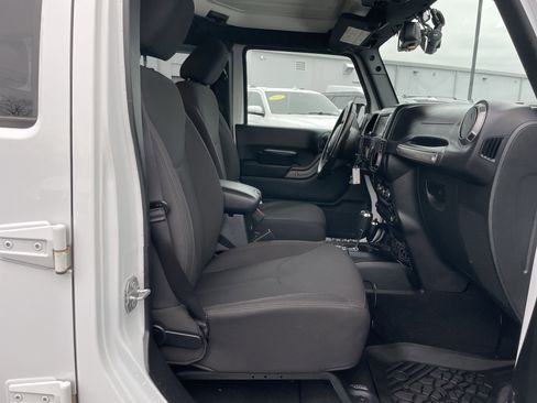 Used 2017 Jeep Wrangler Unlimited Sport w/ Quick Order Package 24S image 12