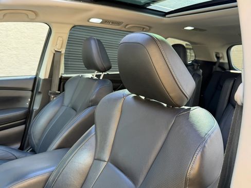 Used 2020 Subaru Ascent Limited w/ Technology Package AWD/4WD image 25