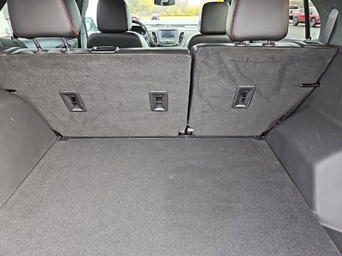Used 2022 Chevrolet Equinox RS image 27