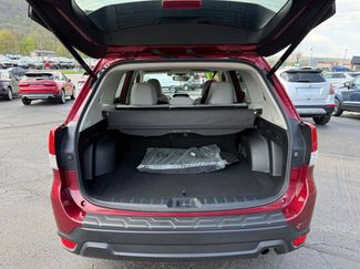 Used 2021 Subaru Forester Premium AWD/4WD video 4