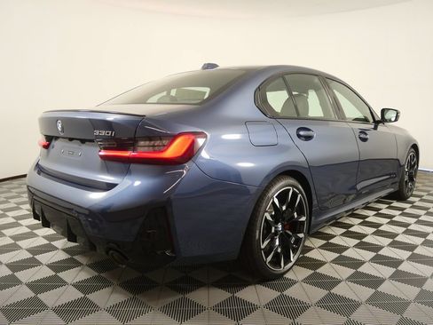 Used 2026 BMW 330i Sedan w/ M Sport Package RWD image 3