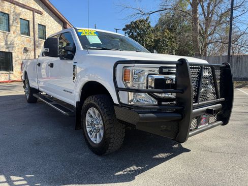 Used 2020 Ford F350 XLT w/ XLT Value Package AWD/4WD image 3