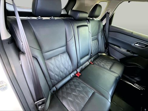 Used 2024 Nissan Rogue Platinum w/ Platinum Premium Package FWD image 20