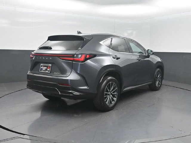 Used 2023 Lexus NX 250 FWD w/ Towing Package (2000 Lbs) image 31