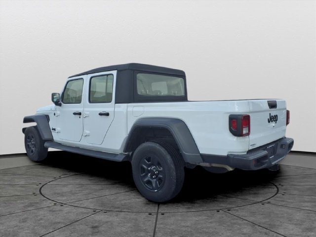 Used 2023 Jeep Gladiator Sport AWD/4WD image 6