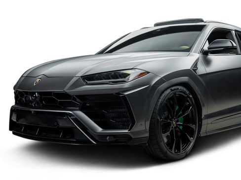 Used 2019 Lamborghini Urus AWD/4WD image 8