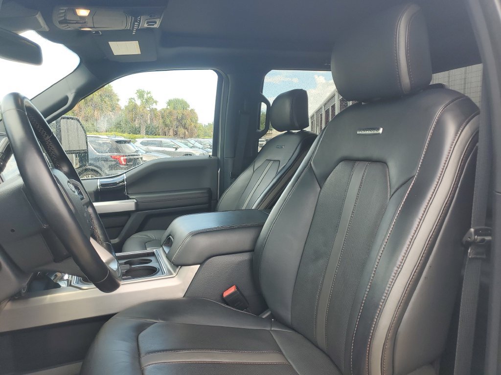 Used 2022 Ford F350 Platinum w/ Snow Plow Prep Package AWD/4WD image 27