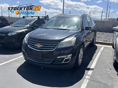 Used 2014 Chevrolet Traverse LTZ FWD image 1