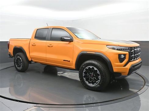 New 2026 GMC Canyon AT4 w/ AT4 Premium Package image 7